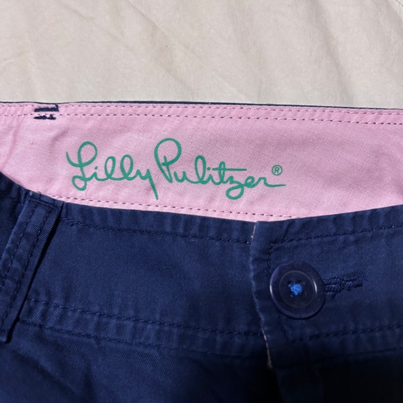 Lilly Pulitzer Callahan Shorts Navy Blue Classic Preppy Size 2 - Picture 3 of 12